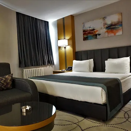 Ramada By Wyndham Nilufer Otel
