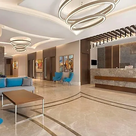 Ramada By Wyndham Nilufer Otel 4*