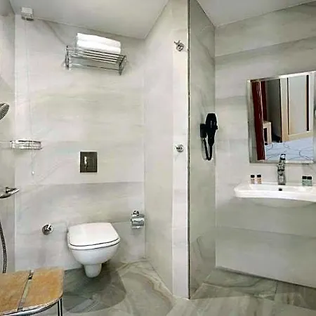 Otel Ramada By Wyndham Nilufer 4*