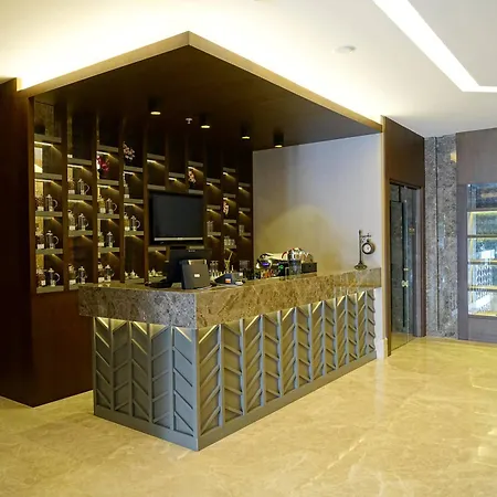 Ramada By Wyndham Nilufer فندق بورصة