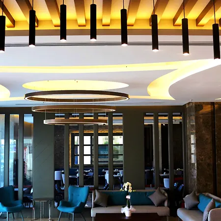 Ramada By Wyndham Nilufer 4* بورصة