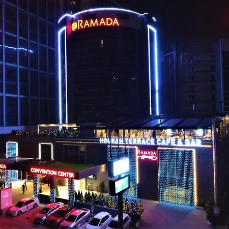 فندق Ramada By Wyndham Nilufer بورصة