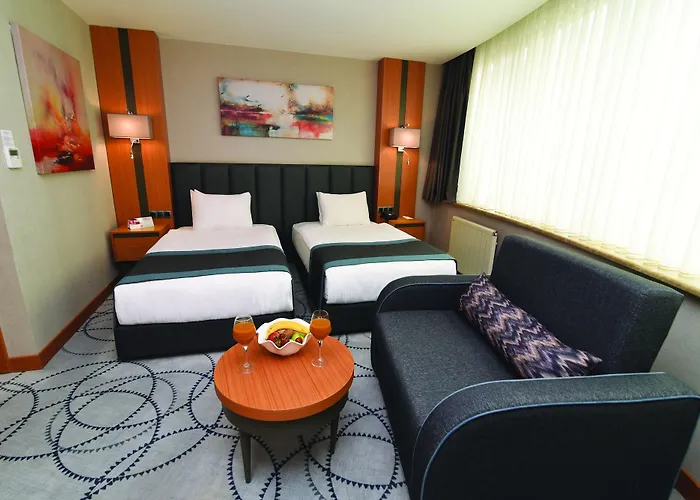 Ramada By Wyndham Nilufer 4*