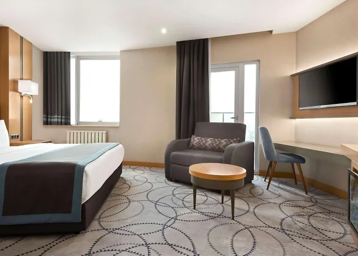 Ramada By Wyndham Nilufer 4*