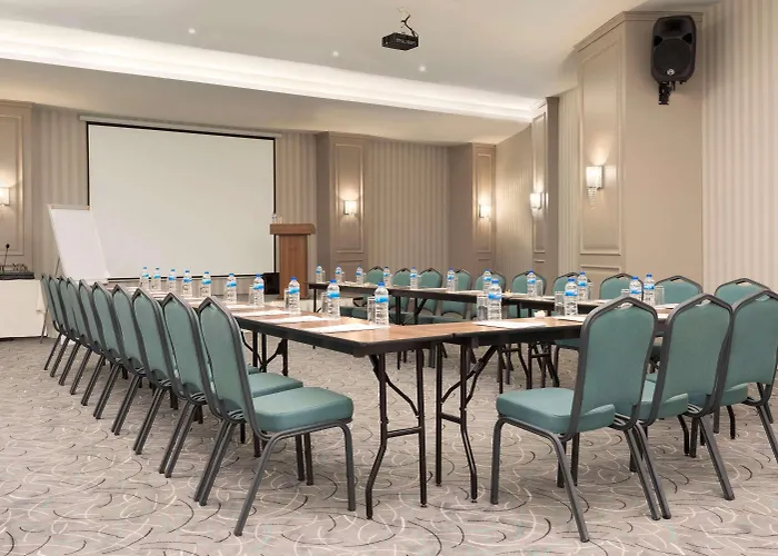 Hotel Ramada By Wyndham Nilufer Bursa