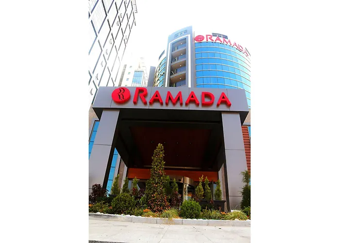Ramada By Wyndham Nilufer Hotel 4*