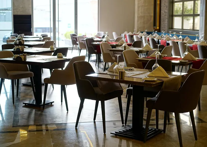 Hotel Ramada By Wyndham Nilufer