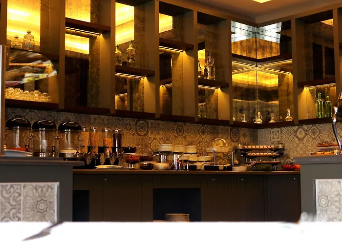 Hotel Ramada By Wyndham Nilufer